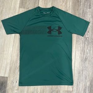 Men’s Under Armour workout top